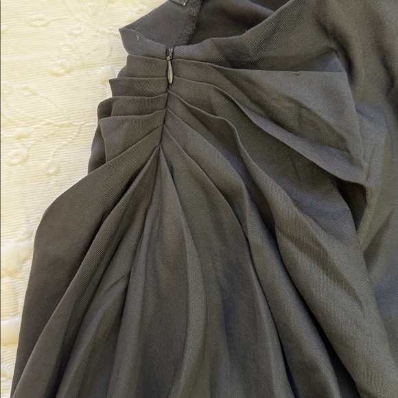 PrettyLittleThing Plus Black Ruched Side Midi Skirt NWT US 20 - Picture 3 of 5